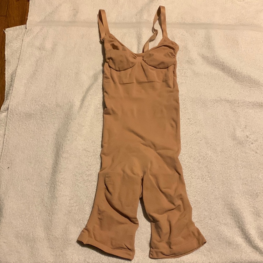 SKIMS Tan Shapewear Bodysuit